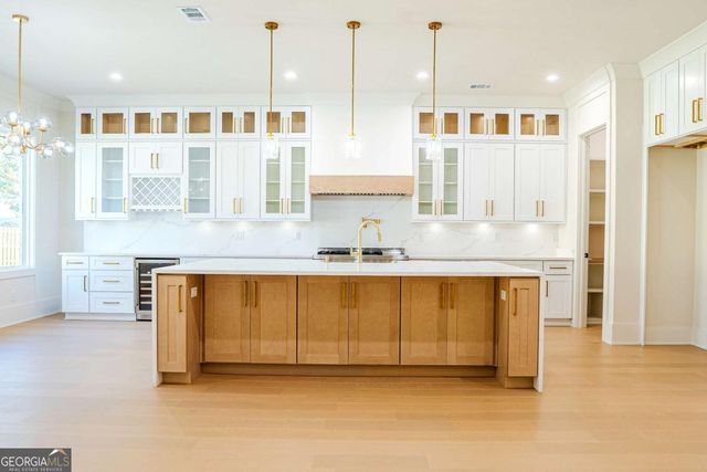 2210 Ridgedale Drive, Grayson, GA 30017