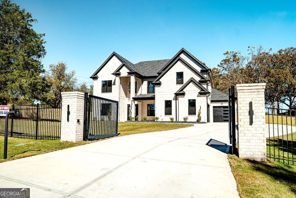 2210 Ridgedale Drive, Grayson, GA 30017