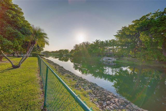 7460 SW 109th Ter, Pinecrest, FL 33156