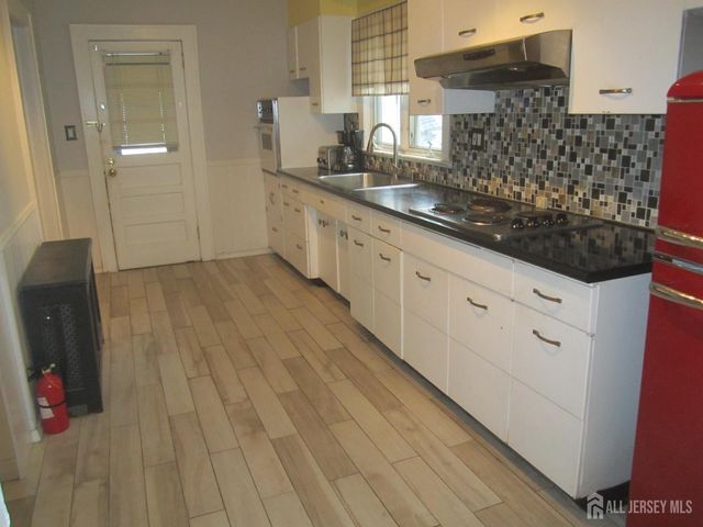 458 S Barclay Street, Perth Amboy, NJ 08861