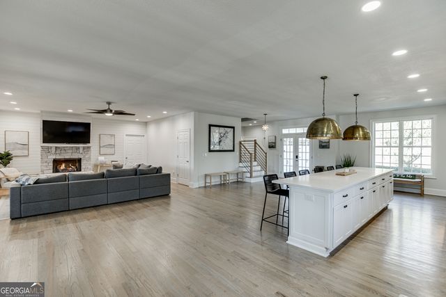 6932 Dee Lane, Murrayville, GA 30564