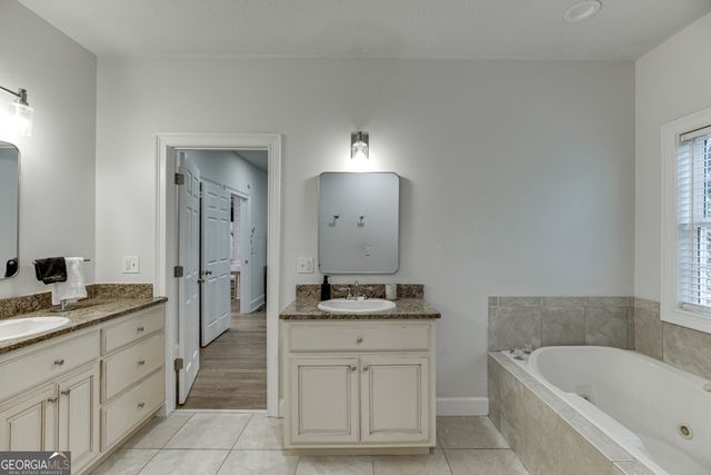 6932 Dee Lane, Murrayville, GA 30564