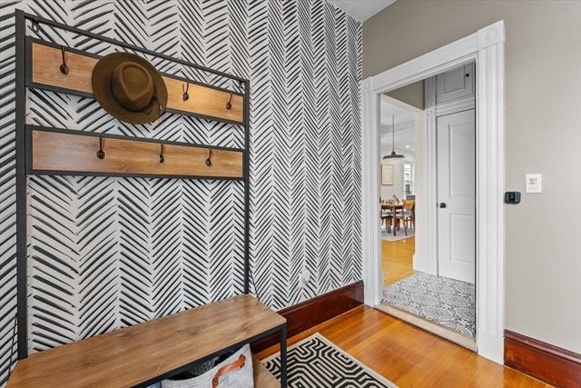 45 Pearl 3, Boston, MA 02125