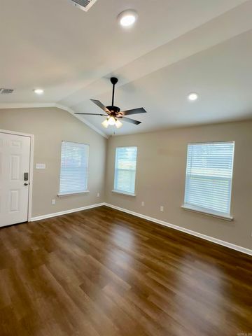 110 N Monroe Street, Cabot, AR 72023