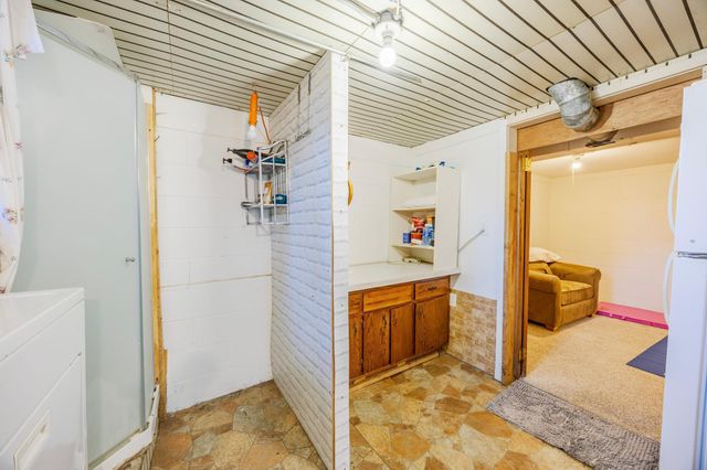 4201 Aquila Avenue N, New Hope, MN 55428