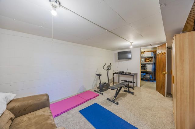 4201 Aquila Avenue N, New Hope, MN 55428