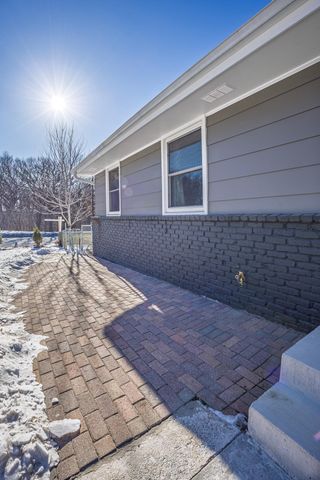 4201 Aquila Avenue N, New Hope, MN 55428