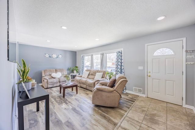 4201 Aquila Avenue N, New Hope, MN 55428