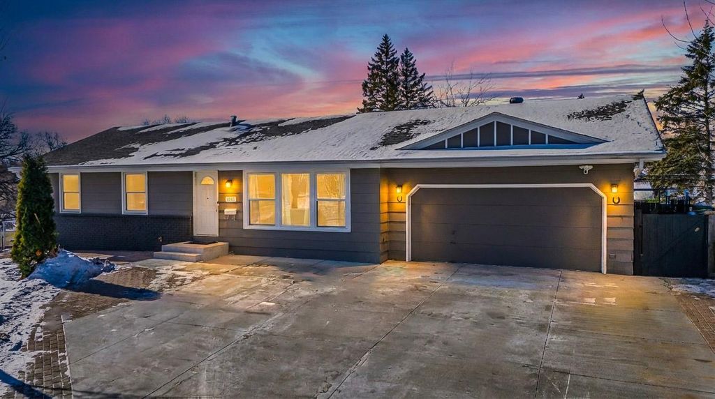 4201 Aquila Avenue N, New Hope, MN 55428