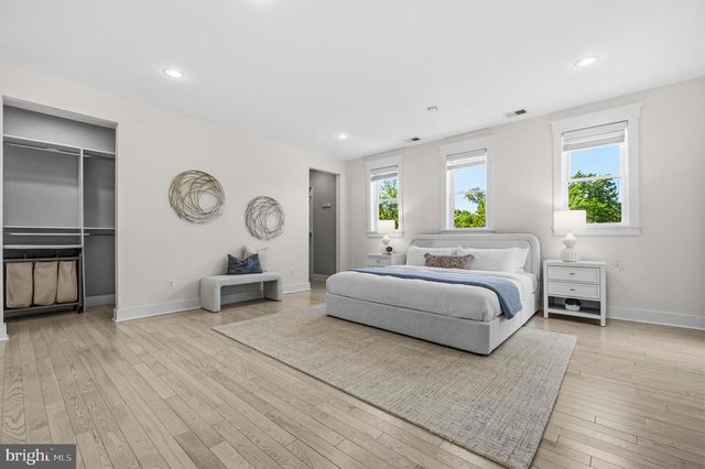 1608 KEARNY ST NE, Washington, DC 20018