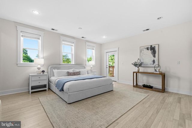 1608 KEARNY ST NE, Washington, DC 20018