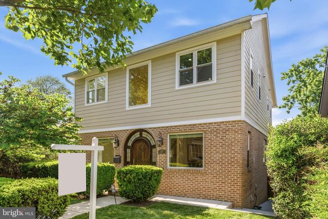 1608 KEARNY ST NE, Washington, DC 20018