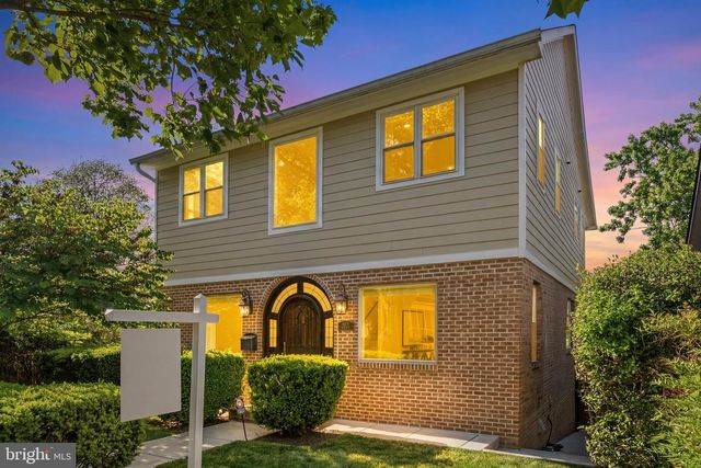 1608 KEARNY ST NE, Washington, DC 20018