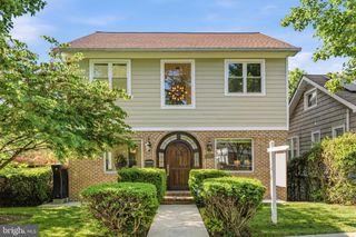 1608 KEARNY ST NE, Washington, DC 20018