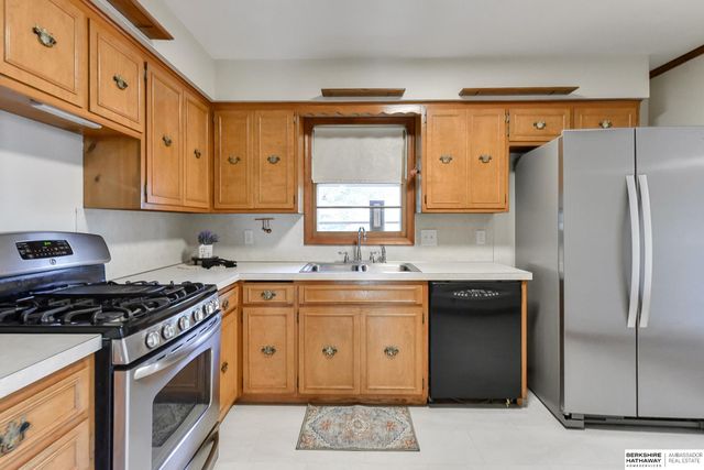 4122 Terrace Drive, Omaha, NE 68134