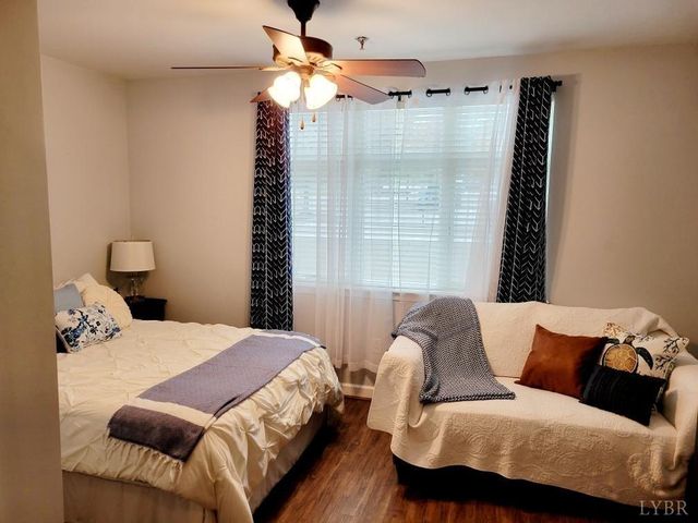 1245 Graves Harbor Trail 2103, Huddleston, VA 24104