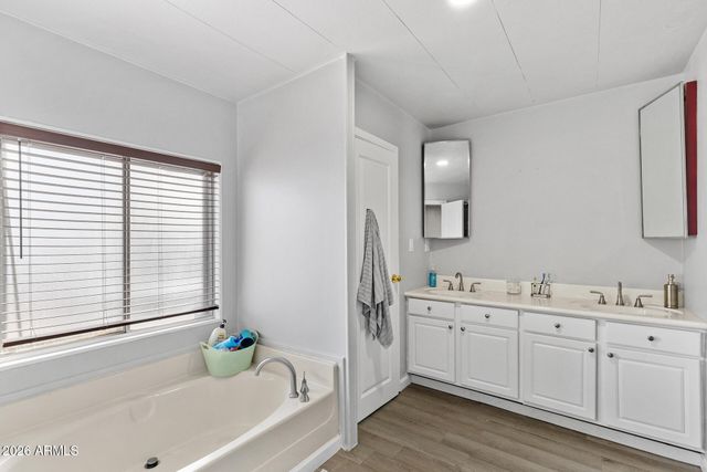 10817 W SACK Drive, Peoria, AZ 85373