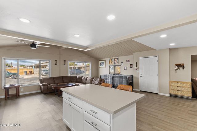 10817 W SACK Drive, Peoria, AZ 85373