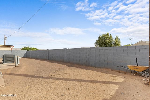 10817 W SACK Drive, Peoria, AZ 85373