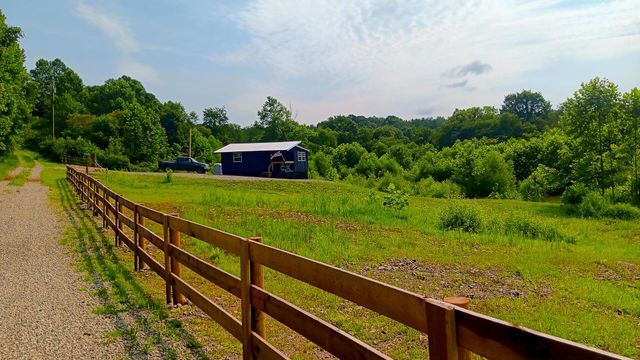 8397 Keystone Furnace Rd Road, (Catch and Relax Cabin), Jackson, OH 45640