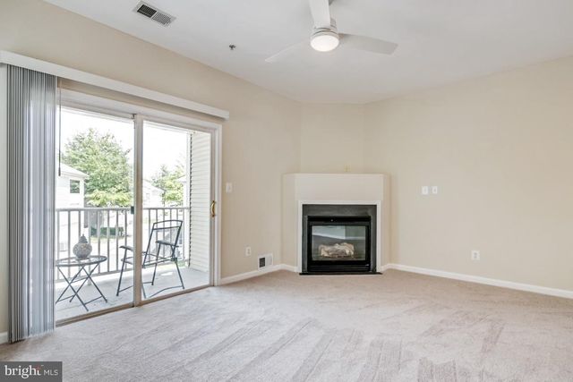 43028 OLD GALLIVAN TER, Ashburn, VA 20147
