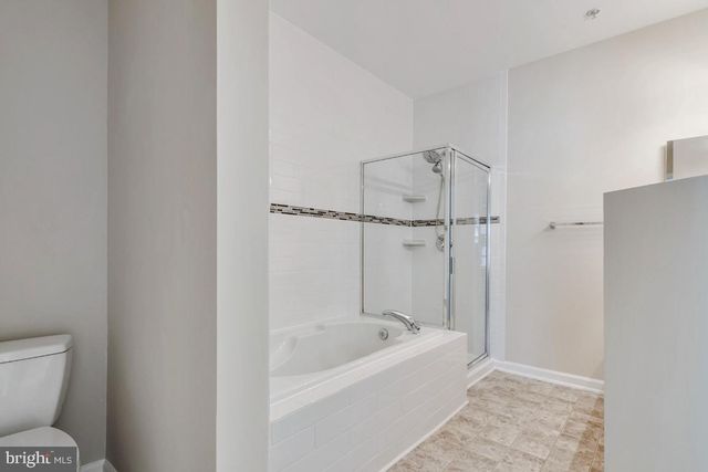 43028 OLD GALLIVAN TER, Ashburn, VA 20147