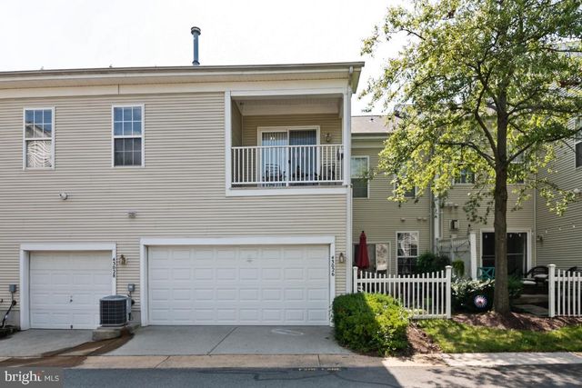 43028 OLD GALLIVAN TER, Ashburn, VA 20147
