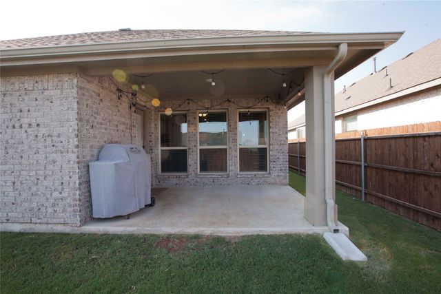 8224 Catclaw, Godley, TX 76044