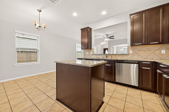 7219 Victorville Drive, Rosharon, TX 77583