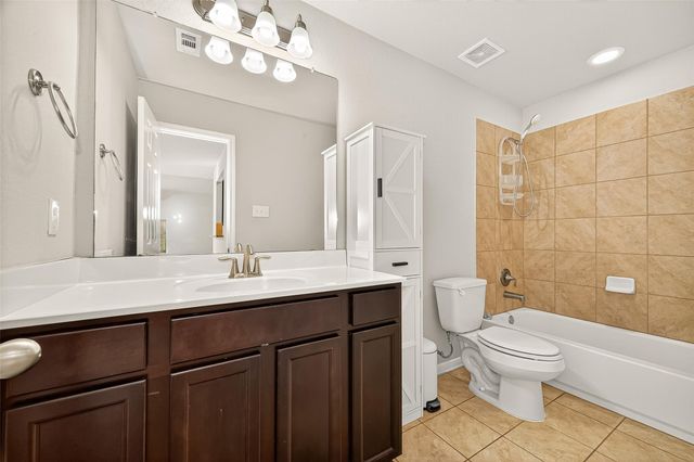 7219 Victorville Drive, Rosharon, TX 77583