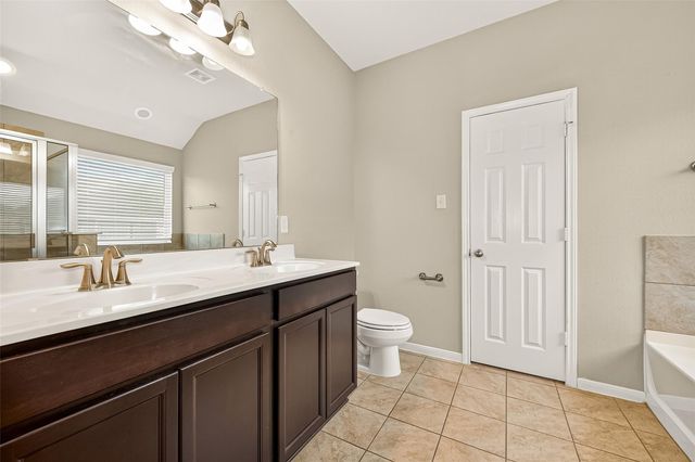 7219 Victorville Drive, Rosharon, TX 77583