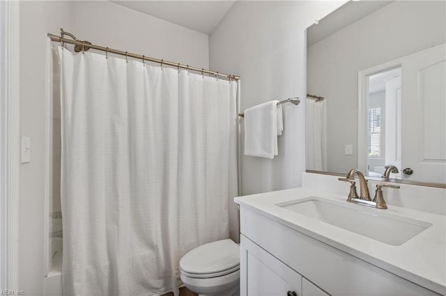 1816 Moravian WALK, Chesapeake, VA 23322