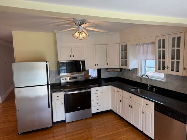 500 Lowell St, Lexington, MA 02420