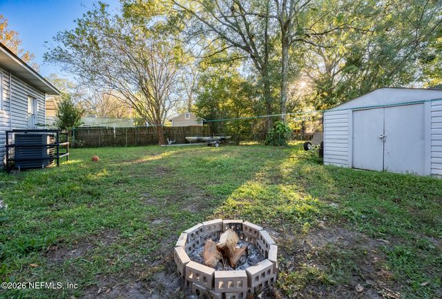 1046 MACKINAW Street, Jacksonville, FL 32254