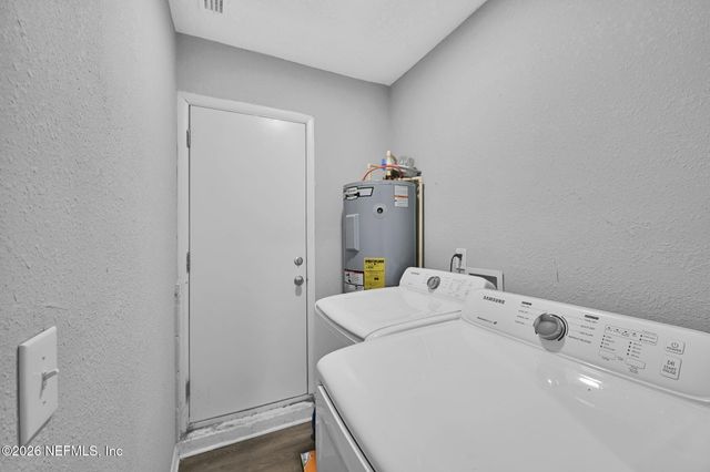 1046 MACKINAW Street, Jacksonville, FL 32254