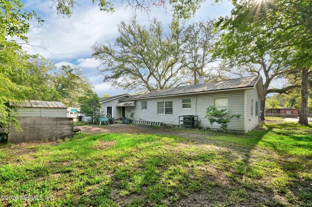 1046 MACKINAW Street, Jacksonville, FL 32254