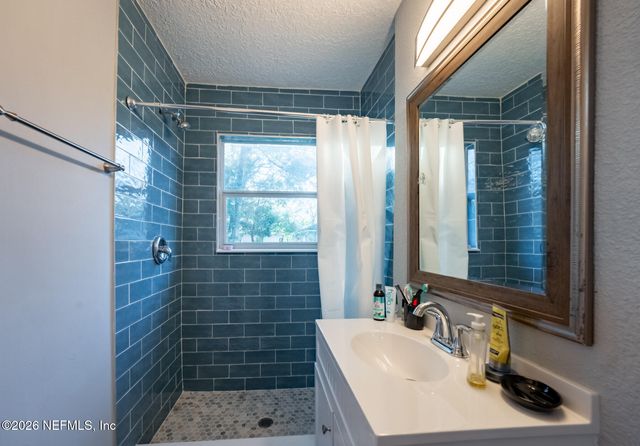 1046 MACKINAW Street, Jacksonville, FL 32254