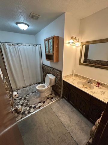 761 116th Avenue NE, Blaine, MN 55434