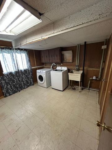 761 116th Avenue NE, Blaine, MN 55434