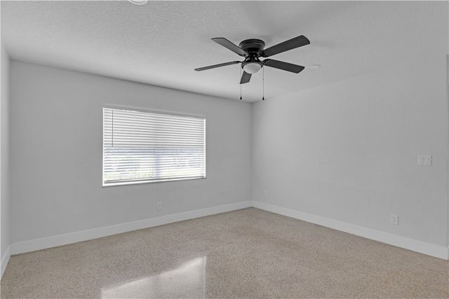 2205 53rd Avenue, Vero Beach, FL 32966