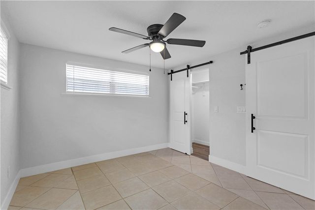 2205 53rd Avenue, Vero Beach, FL 32966