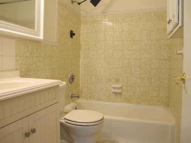 377 Huse Rd Unit 25, Manchester, NH 03103