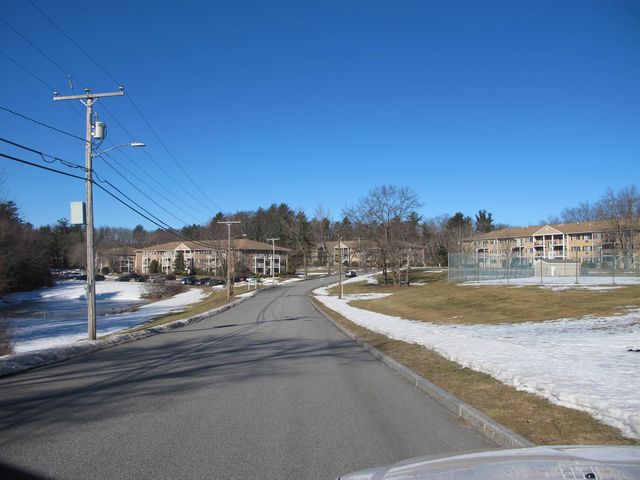 377 Huse Rd Unit 25, Manchester, NH 03103