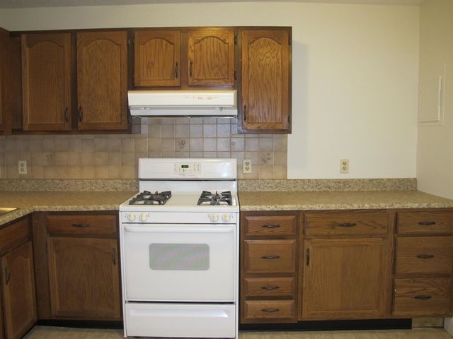 377 Huse Rd Unit 25, Manchester, NH 03103