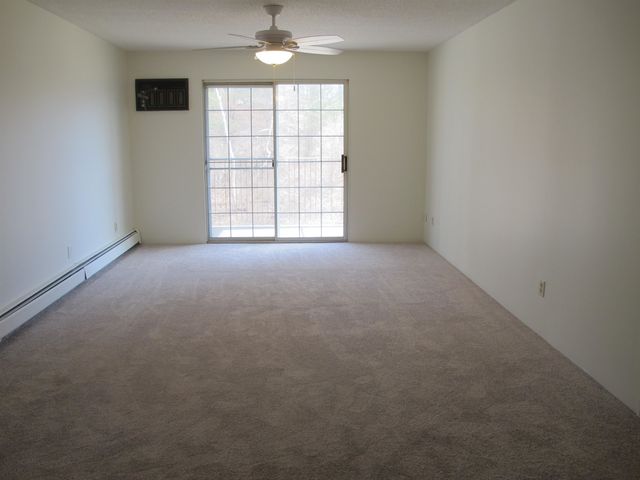 377 Huse Rd Unit 25, Manchester, NH 03103