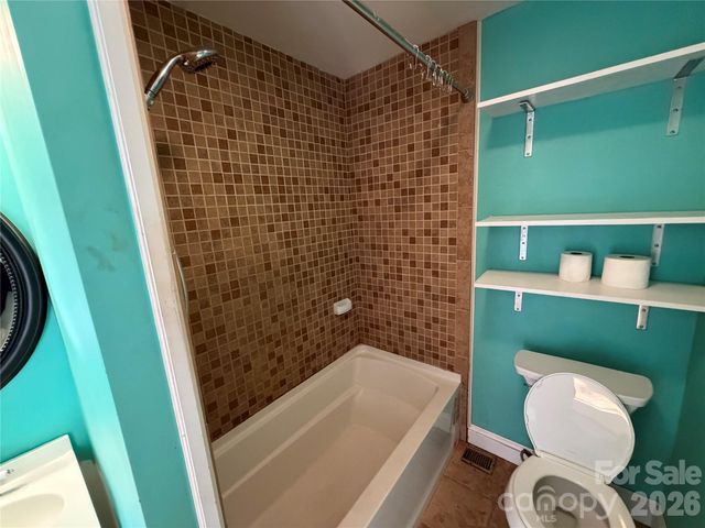 405 Jug Wilson Street, Morganton, NC 28655