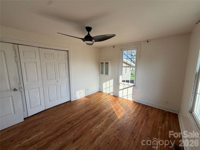 405 Jug Wilson Street, Morganton, NC 28655