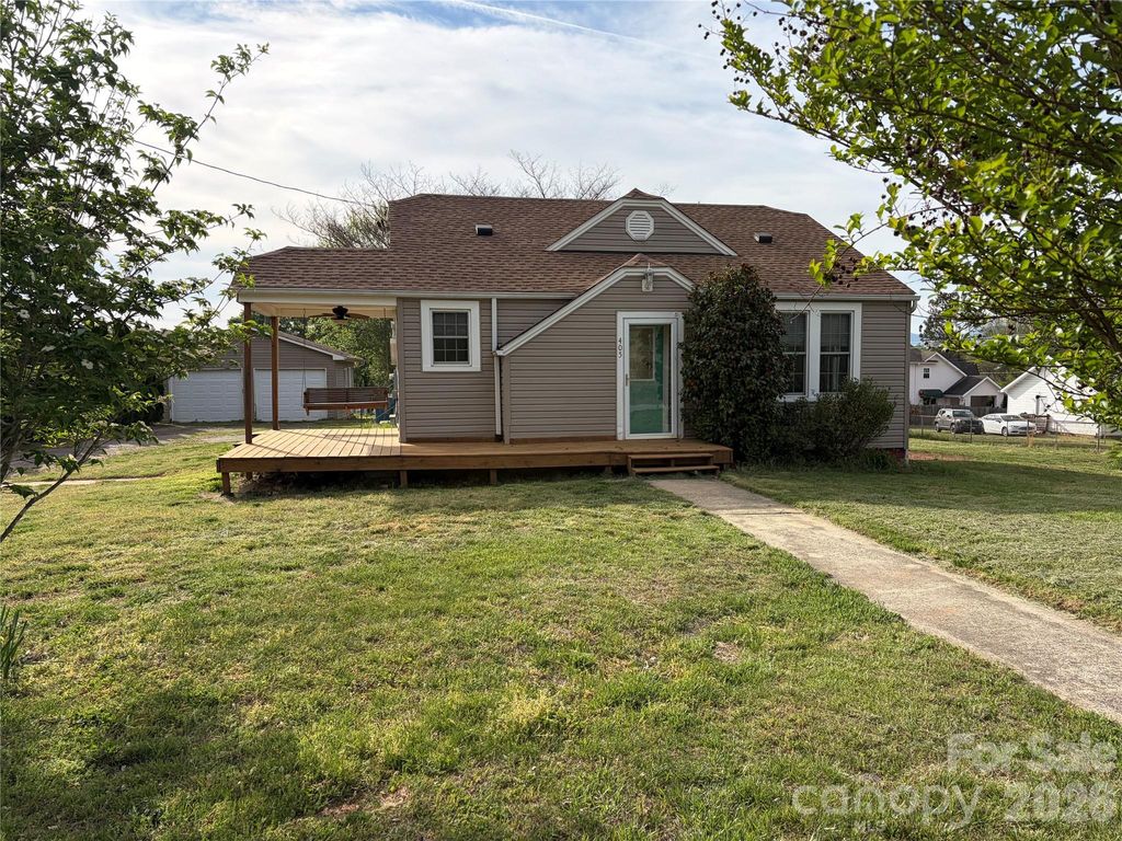 405 Jug Wilson Street, Morganton, NC 28655