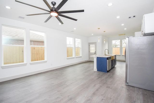 7973 Joy Street B, Houston, TX 77028