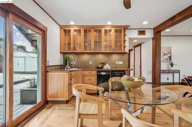 3020 Deseret Dr, Richmond, CA 94803